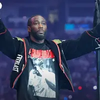 پادشاه شکست‌ناپذیر رینگ بوکس، بازنشسته شد