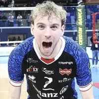 پیاتزا، ستاره تیمش را از دست می‌دهد